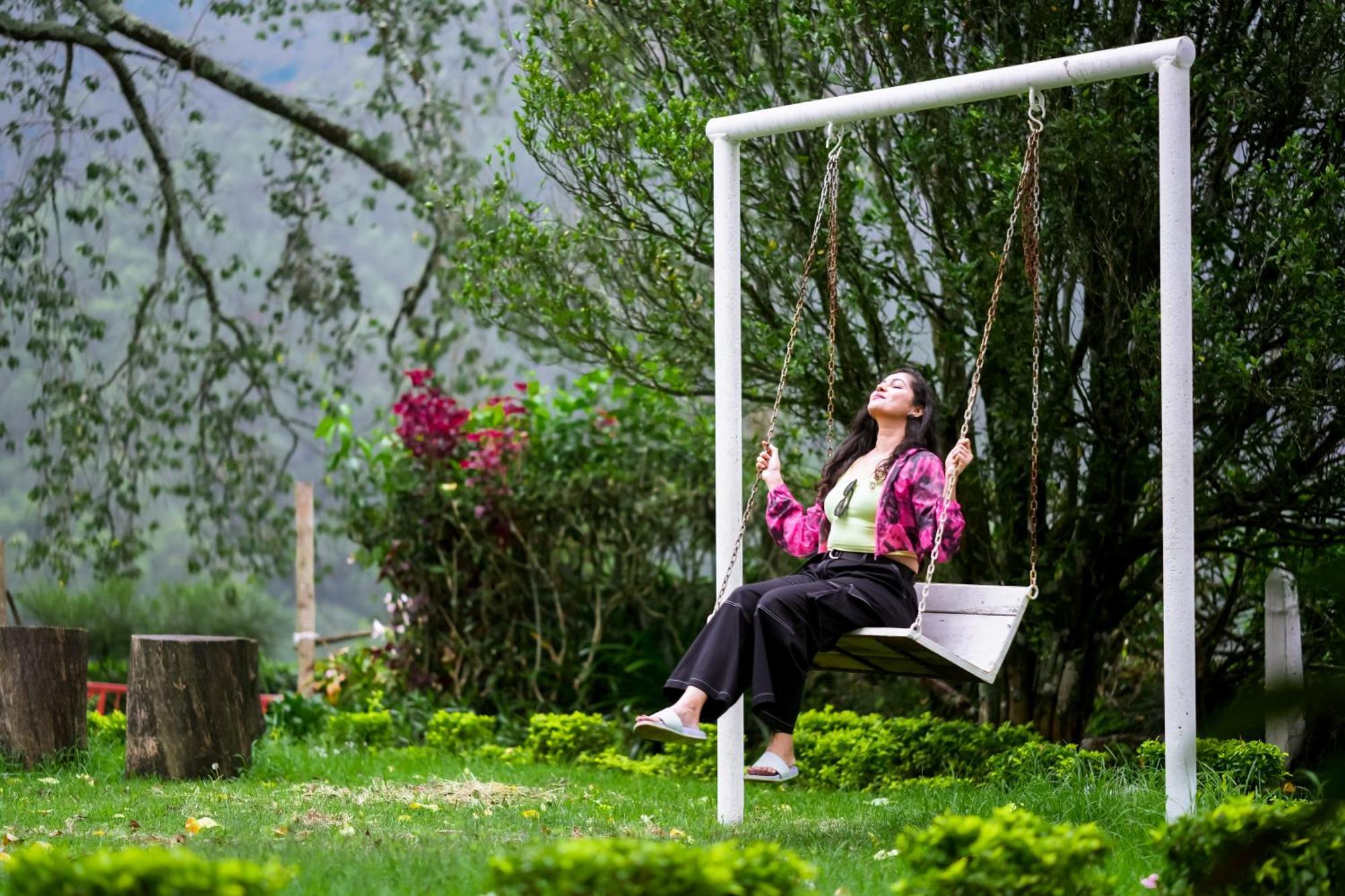Arivikad Tea Bungalow Munnar By Voye Homes Suryanelli Dış mekan fotoğraf